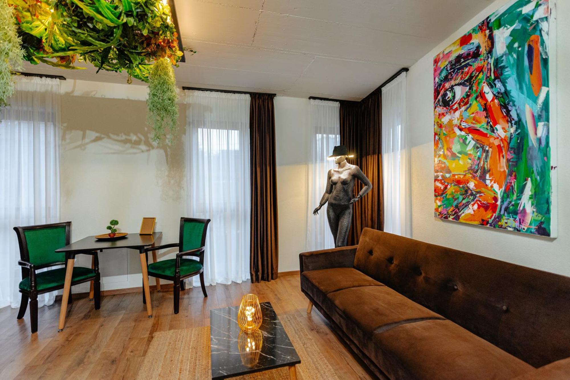 Centro Accommodation クルージュ＝ナポカ エクステリア 写真