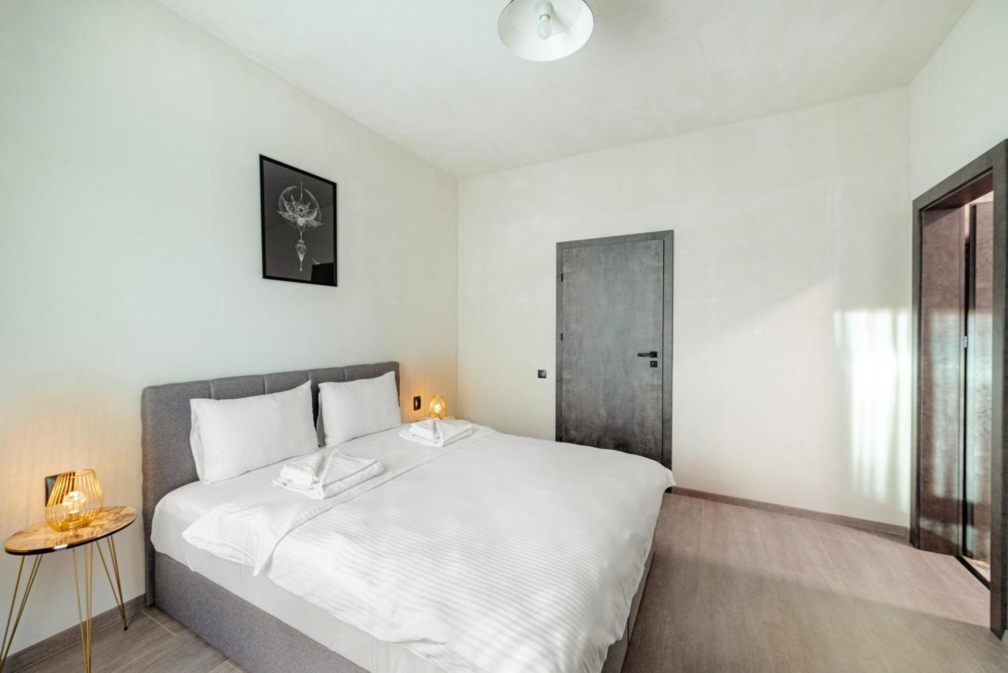 Centro Accommodation クルージュ＝ナポカ エクステリア 写真